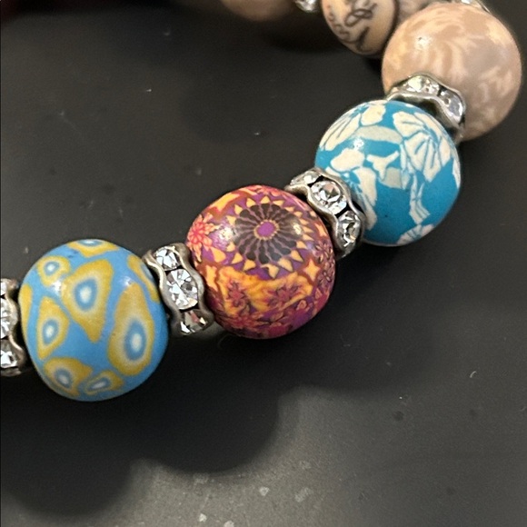 Colorful Beaded Bracelet - Picture 6 of 6